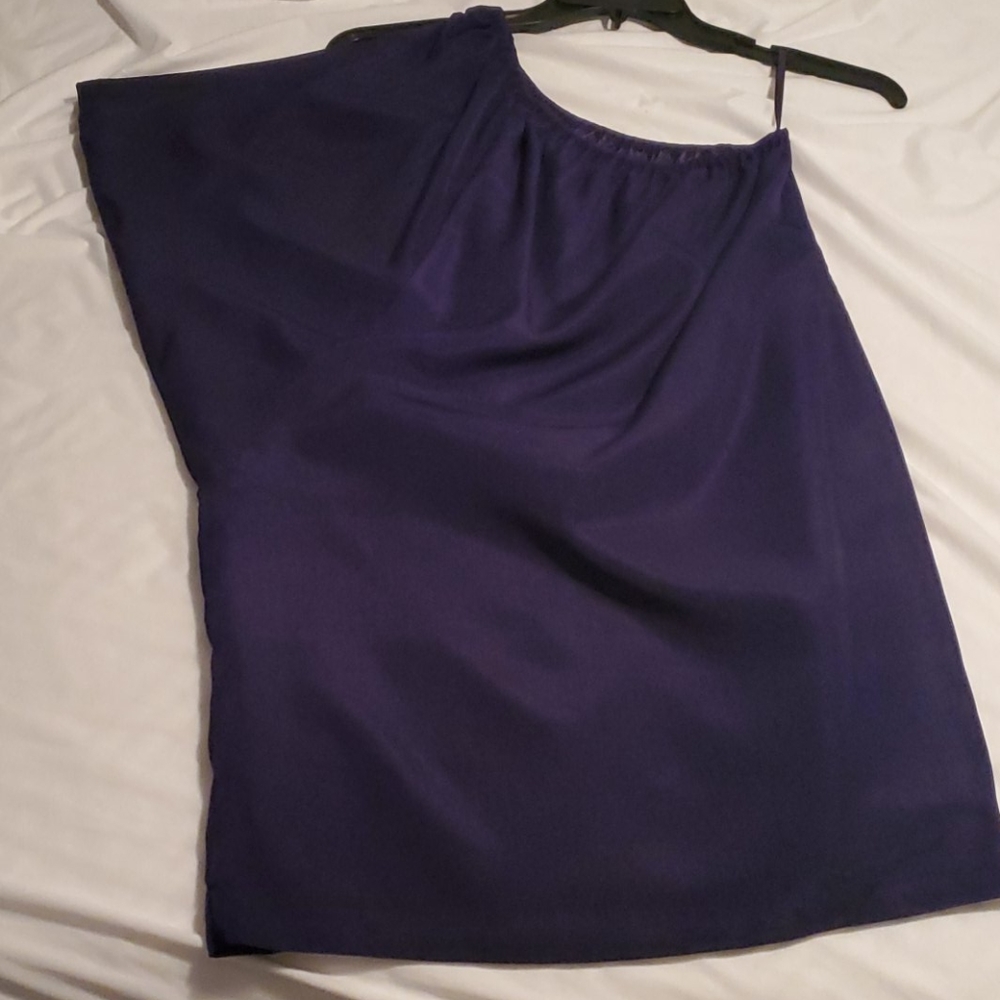Dress, one shoulder